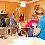 Alpenhof 4* טוקס