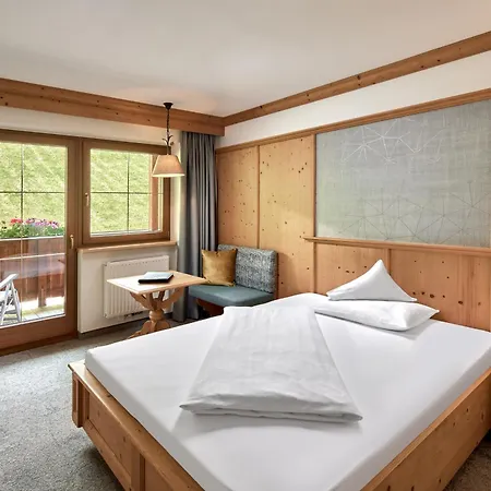 Alpenhof 4*