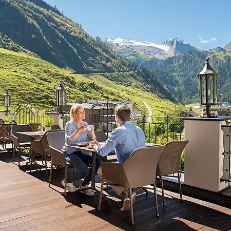 Alpenhof Hotel