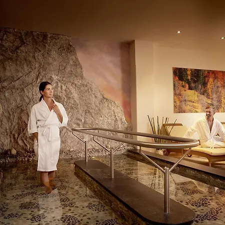 Alpenhof 4*