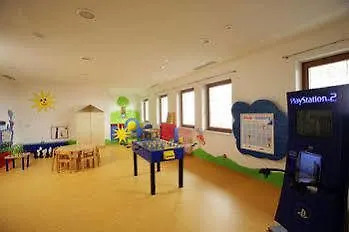 Alpenhof Отель Тукс