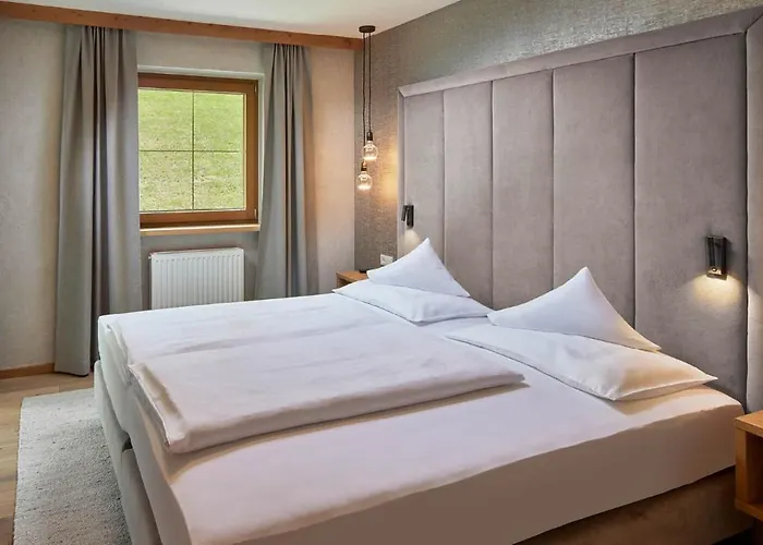 Hotell Alpenhof 4*