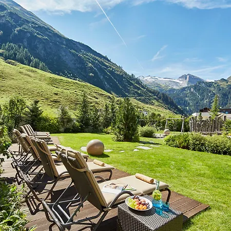 Alpenhof Ξενοδοχείο 4*