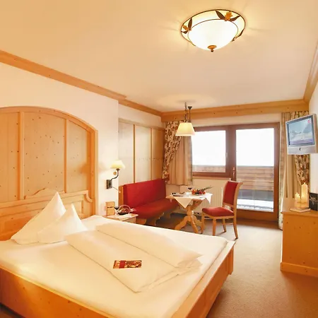 Hotel Alpenhof Tux
